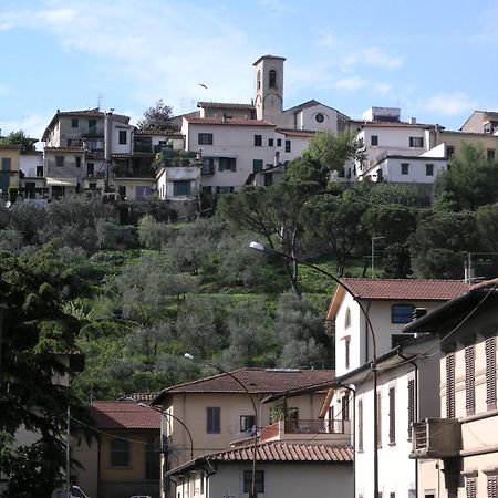 Appartamenti La Piazzetta Vicino A Firenze ซินญา ภายนอก รูปภาพ