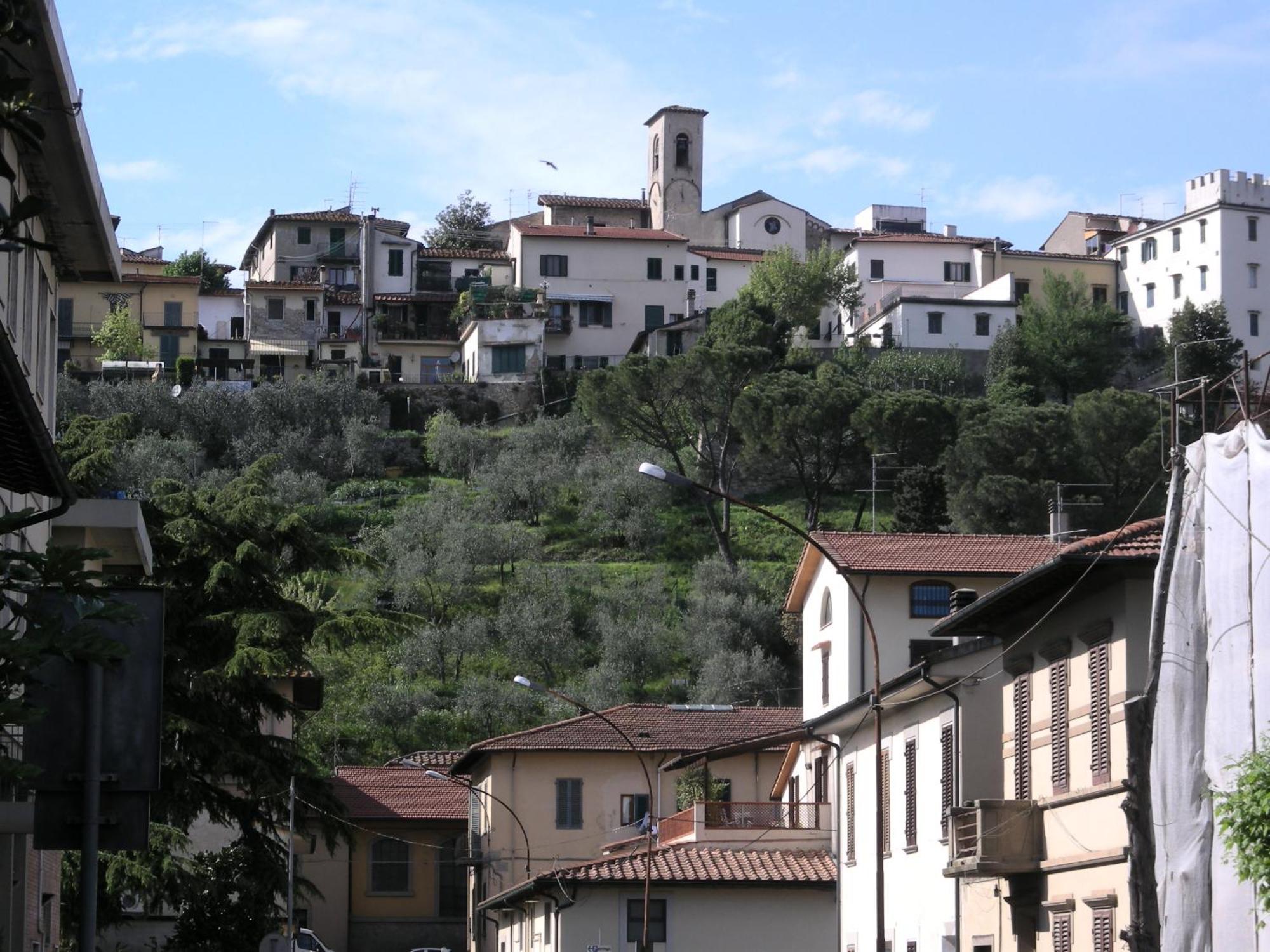 Appartamenti La Piazzetta Vicino A Firenze ซินญา ภายนอก รูปภาพ